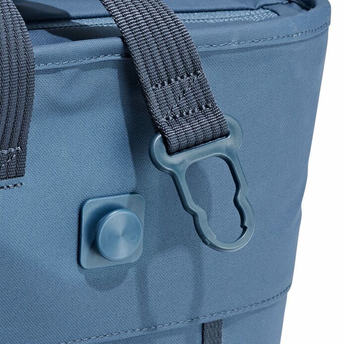 carryouttm-soft-cooler-tote-20-l-c7 250815_hydro_cooler_details_14841_2.jpg