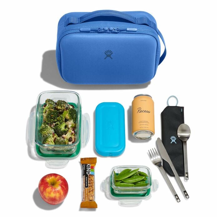 5-l-carry-outtm-lunch-box-o6 5l-lunchbox-cascade-packing_1_1.jpg