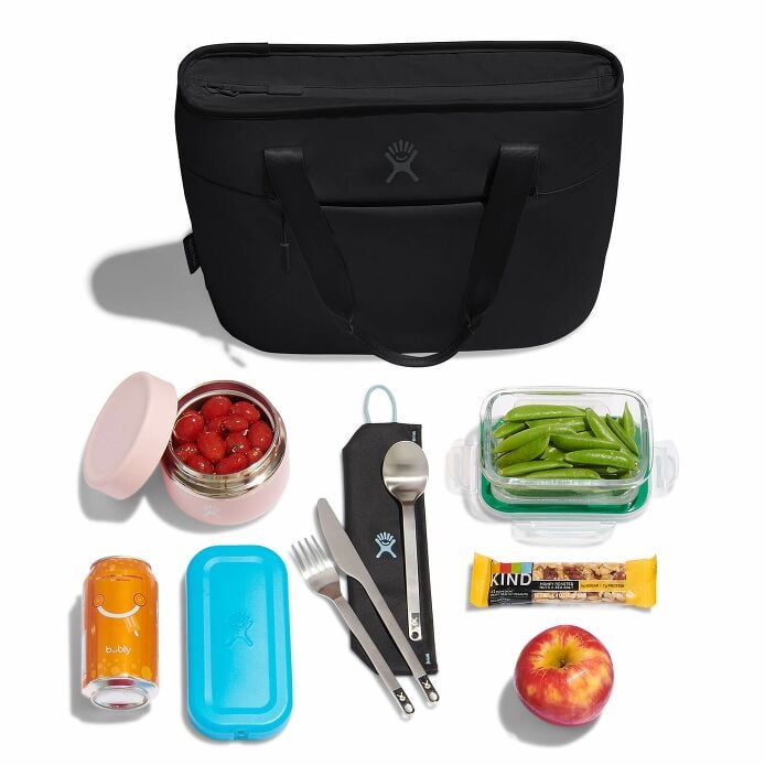 8-l-insulated-lunch-tote-a3 8l-tote-black-packing.jpg