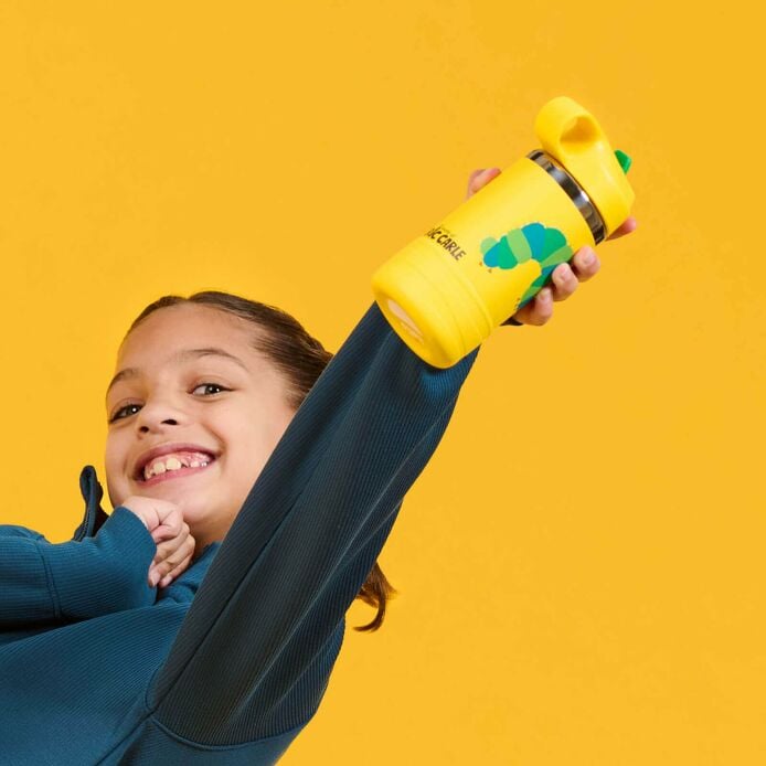 kids-12-oz-bottle-world-of-eric-carletm-t5 9-lifestyle.jpeg