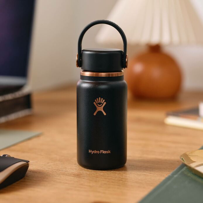 arc-collection-micro-hydro-200-ml-p4 black_-_lifestyle_1.jpeg