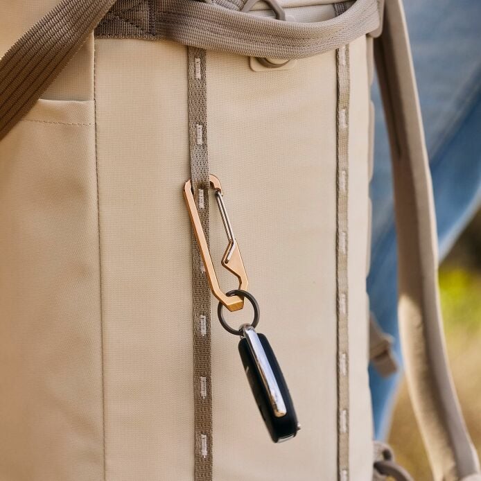 carryouttm-backpack-22-l-g4 hf_carryout_bouwer_d1_l1_torrey_pines_lifestyle_1838_2.jpg