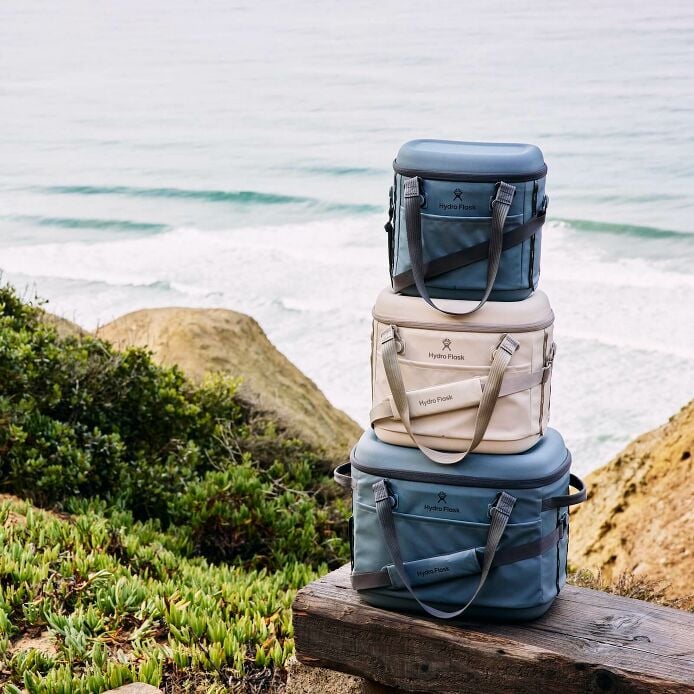 carryouttm-soft-cooler-30-l-l7 hf_carryout_bouwer_d1_l1_torrey_pines_still_life_0252_1_6.jpg