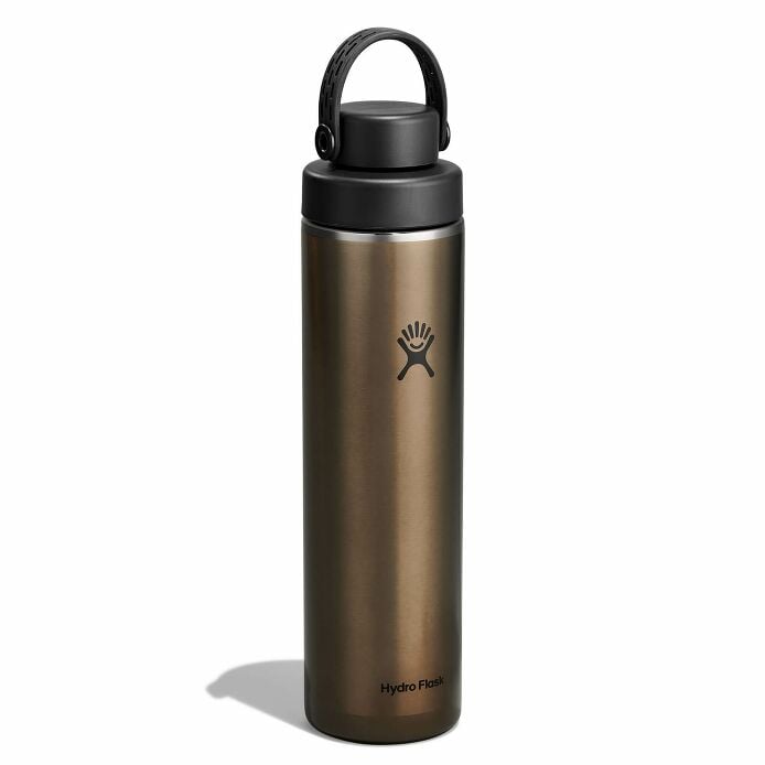 24-oz-lightweight-chug-cap-bottle-g4 lw24lwfcc080-24-oz-lightweight-chug-cap-bottle-wide-mouth-obsidian-angled.jpg