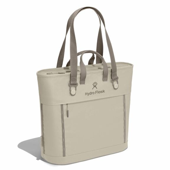 carryouttm-soft-cooler-tote-20-l-c7 midiit114-carryout-tote-20l-oat-angled.jpg