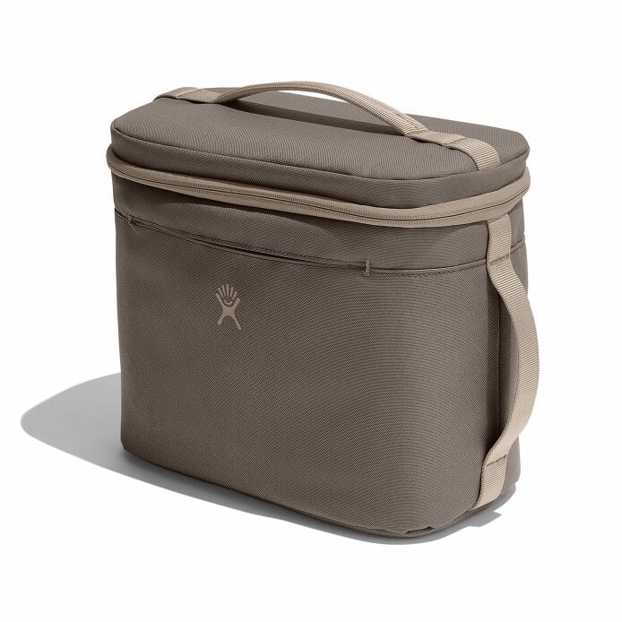 8-l-insulated-lunch-bag-f8 sl8217_8linsulatedlunchbag_sandpiper_angled.jpg